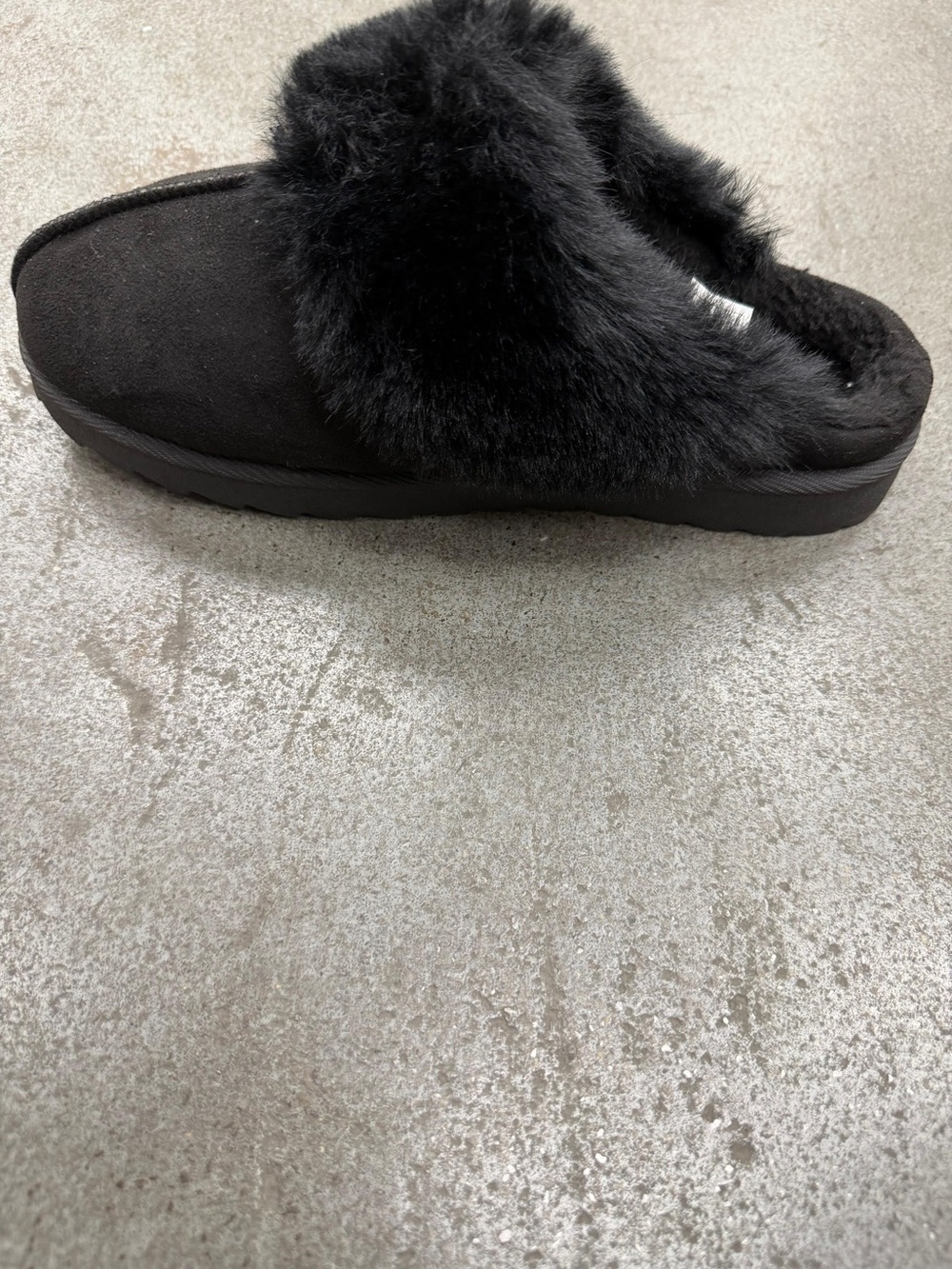 Plush Faux-Fur Black Slip-On Women's Slipper - Comfort Mule